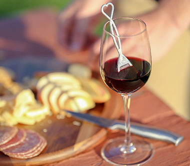 No More Wine Headaches! Wine Wand Sulfite Remover – Singles